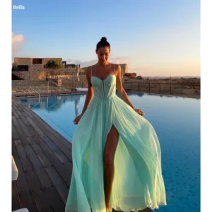 Bella Customize Green Spaghetti Strap robes de soirée Side Slit Chiffon A-line Prom Dresses Floor-Length Backless Wedding Dress